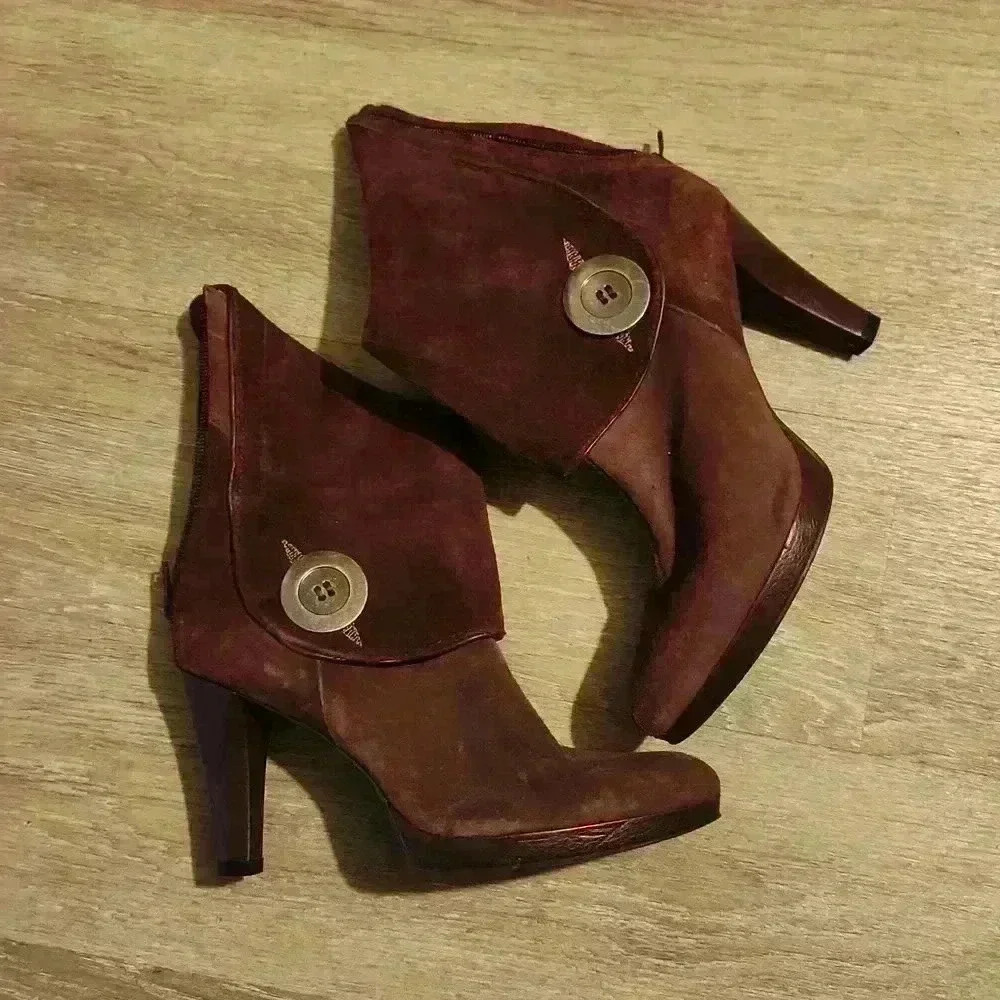 Gianni Bini Platform Heeled‎ Boot Size 8